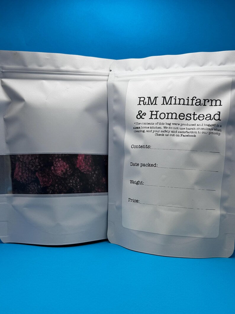 Organic freeze dried blackberries