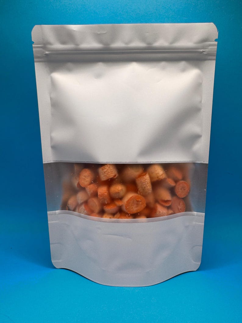 Organic freeze dried baby carrots whole or pieces no apeel or added ingredients