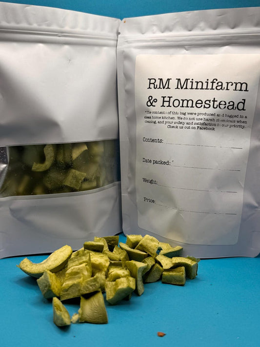 Organic no apeel freeze dried green bell peppers treat snack